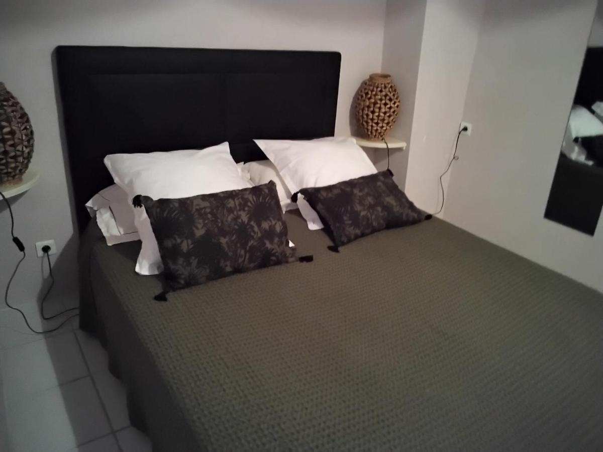 Bed and Breakfast La Pastorale Lagnes Екстер'єр фото