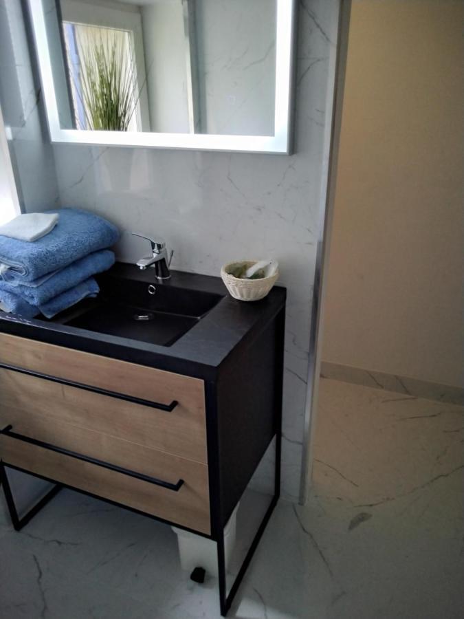 Bed and Breakfast La Pastorale Lagnes Екстер'єр фото